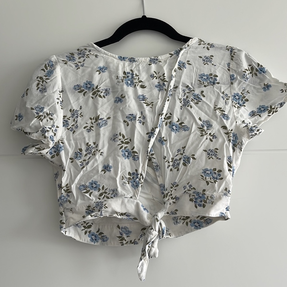 HOLLISTER 2PIECE SET - Picture 3 of 14